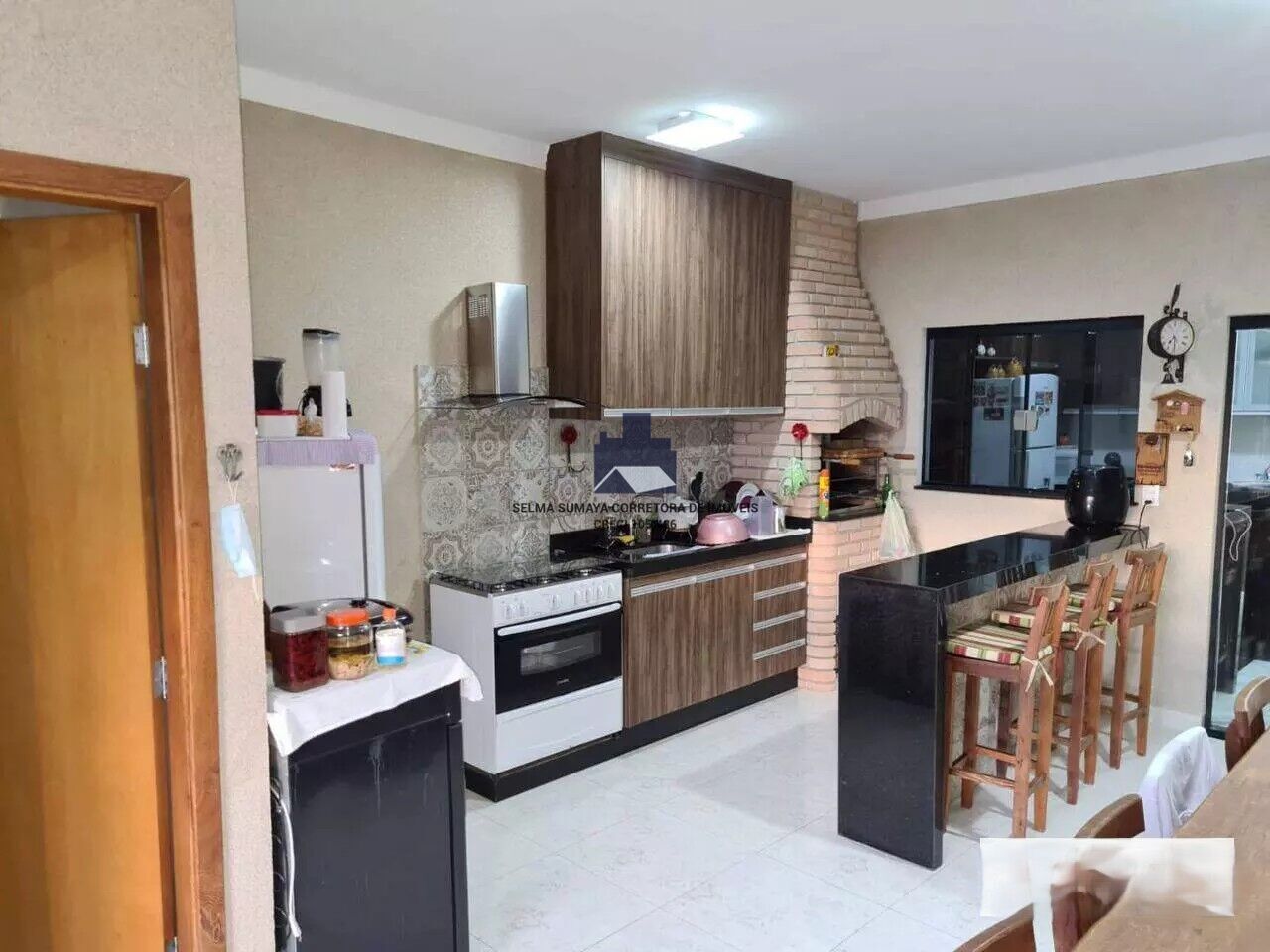 Casa de Condomínio com 3 quartos à venda, 250m² — foto 10 de 23