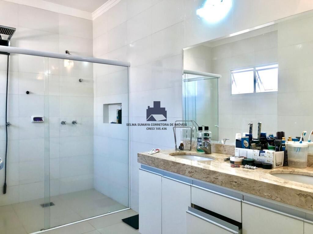 Casa de Condomínio com 4 quartos à venda, 284m² — foto 17 de 29