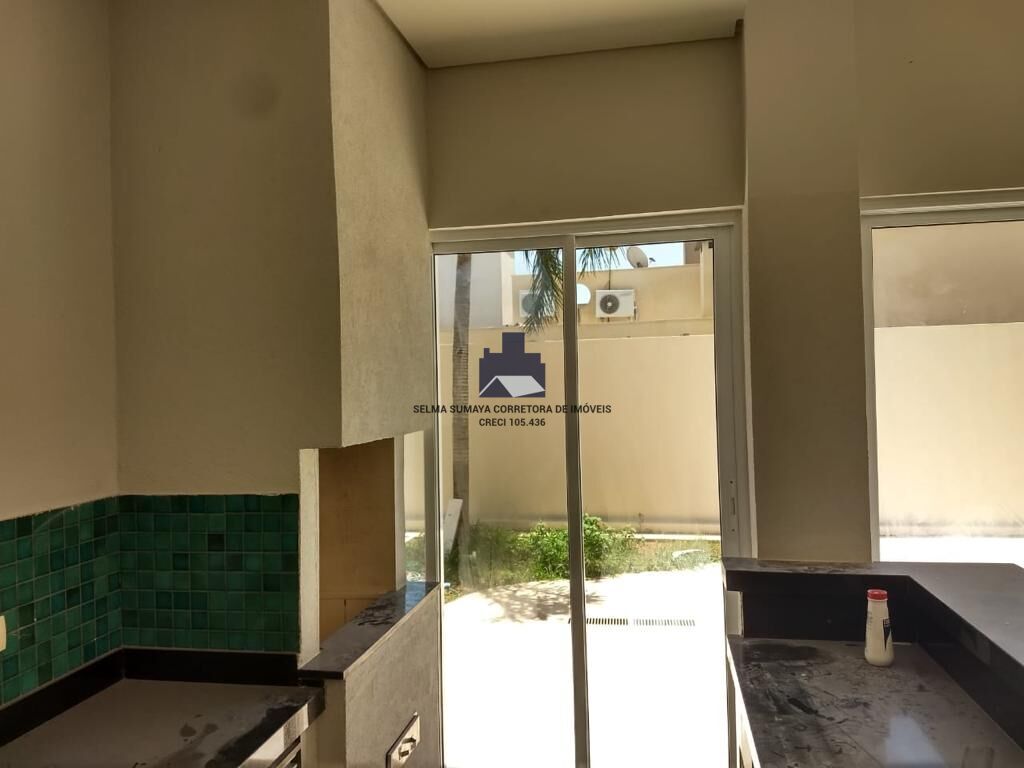Casa de Condomínio com 4 quartos à venda, 284m² — foto 9 de 29