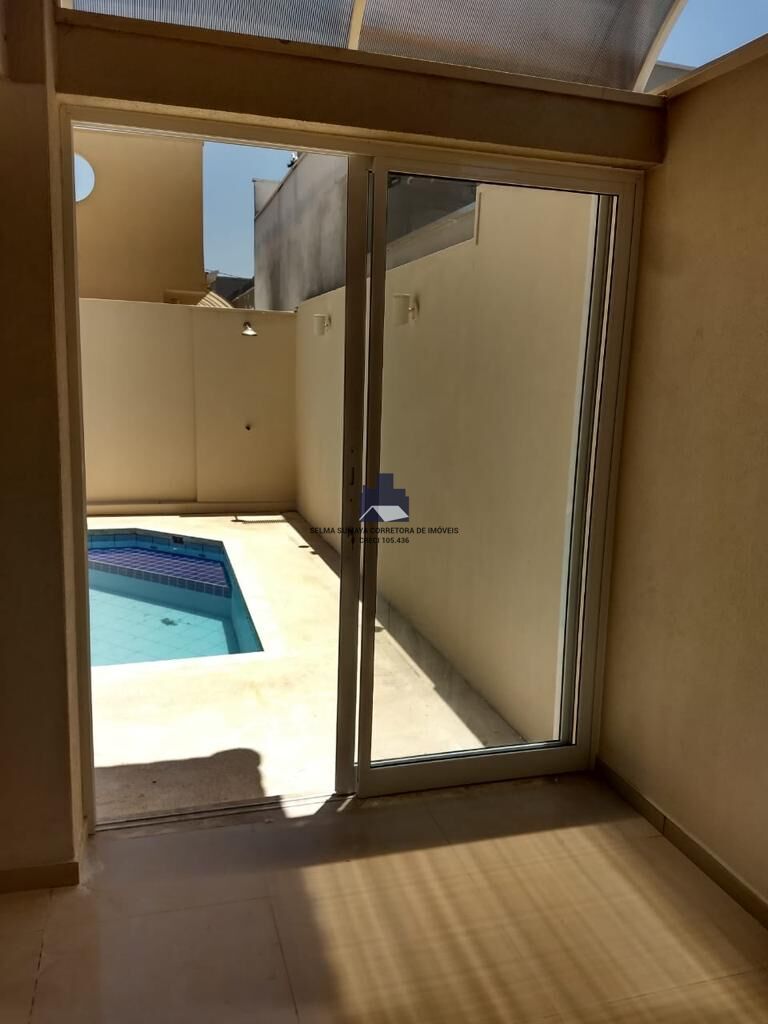 Casa de Condomínio com 4 quartos à venda, 284m² — foto 8 de 29