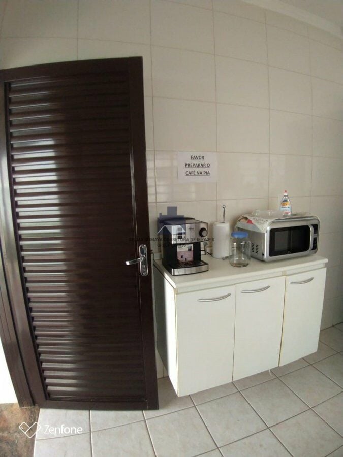 Casa com 3 quartos à venda, 307m² — foto 25 de 29