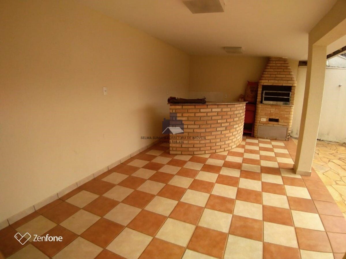 Casa com 3 quartos à venda, 307m² — foto 20 de 29