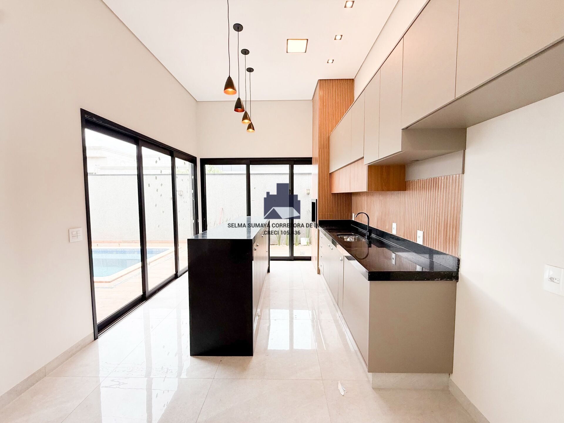Casa de Condomínio com 3 quartos à venda, 160m² — foto 16 de 19