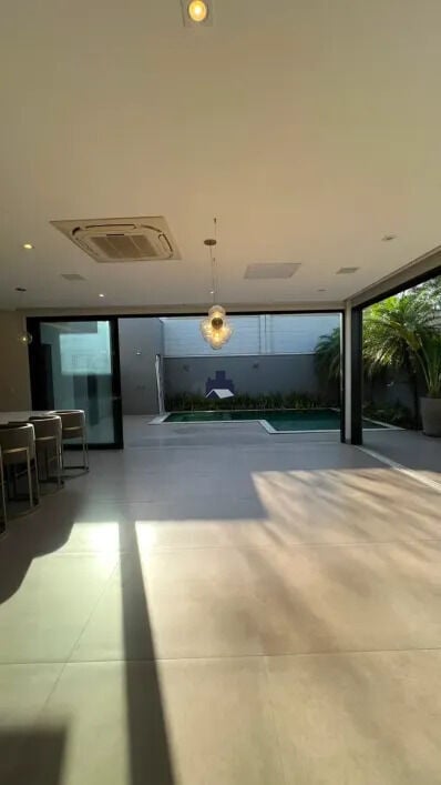 Casa de Condomínio com 4 quartos à venda, 320m² — foto 17 de 24