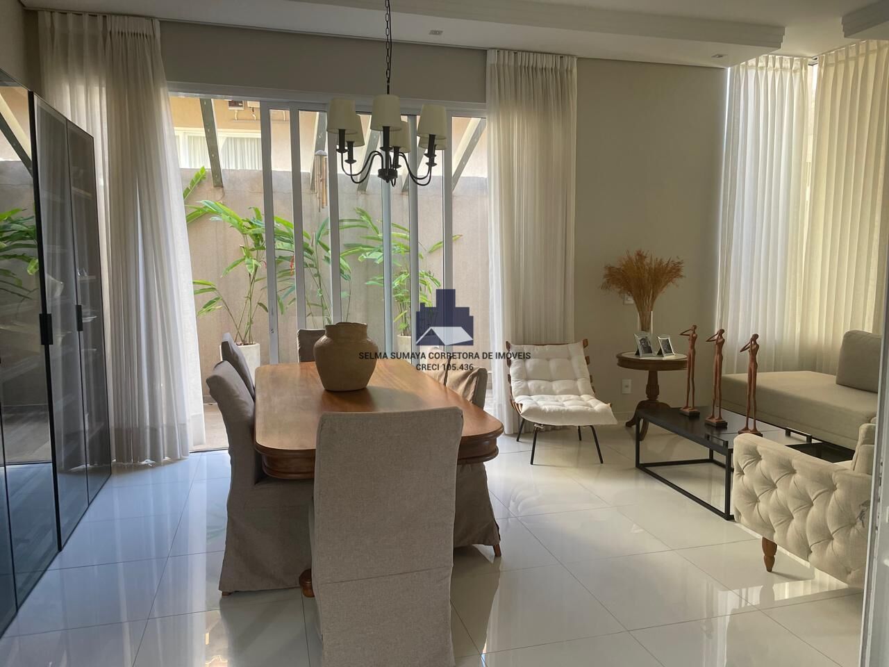 Casa de Condomínio com 3 quartos à venda, 240m² — foto 14 de 24