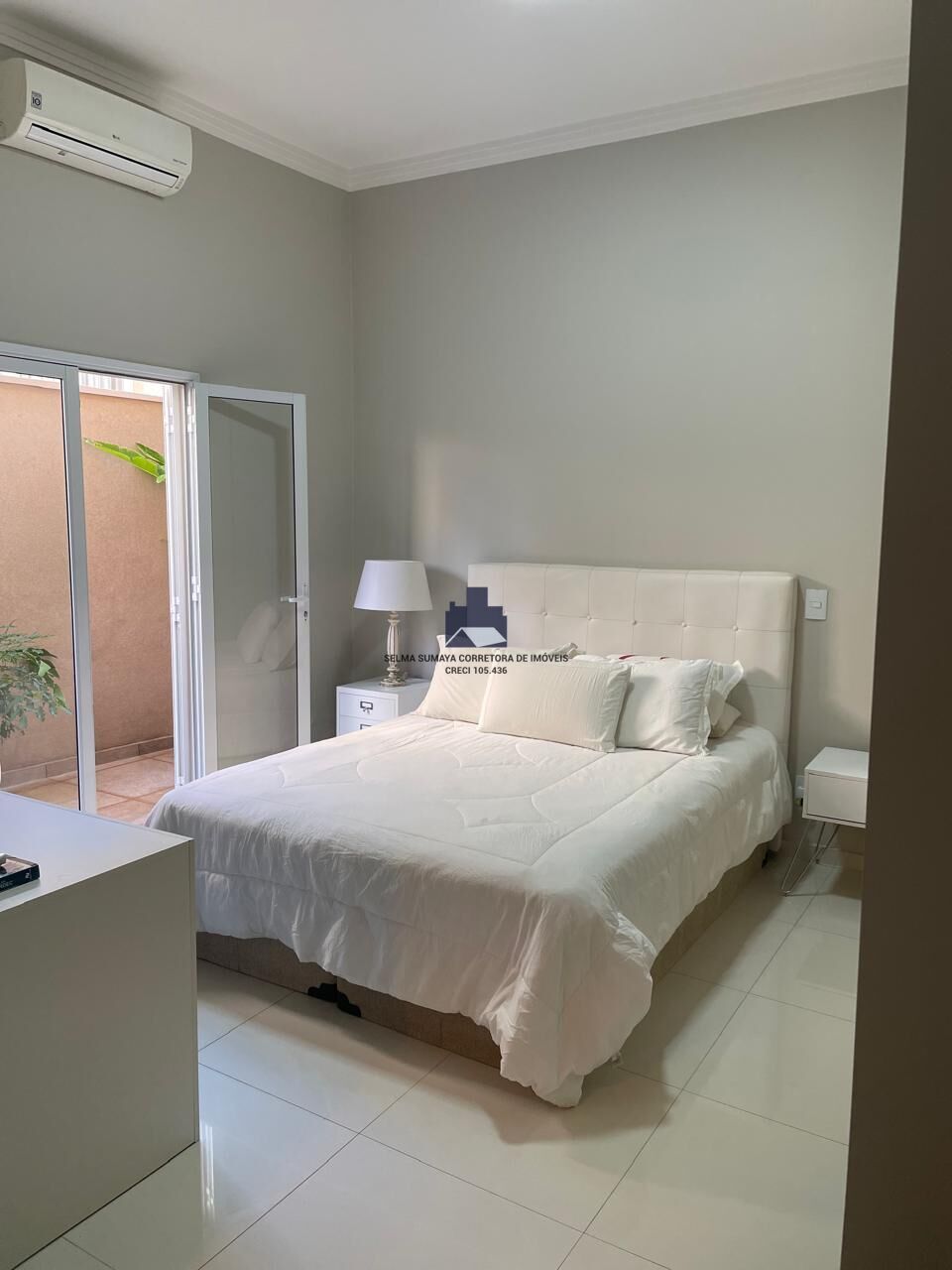 Casa de Condomínio com 3 quartos à venda, 240m² — foto 20 de 24