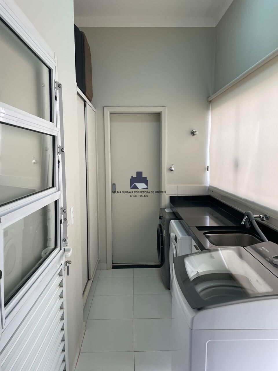 Casa de Condomínio com 3 quartos à venda, 240m² — foto 24 de 24