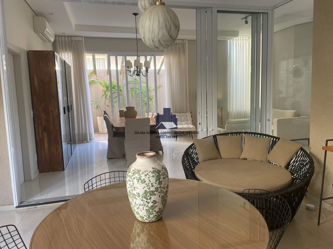Casa de Condomínio com 3 quartos à venda, 240m² — foto 18 de 24