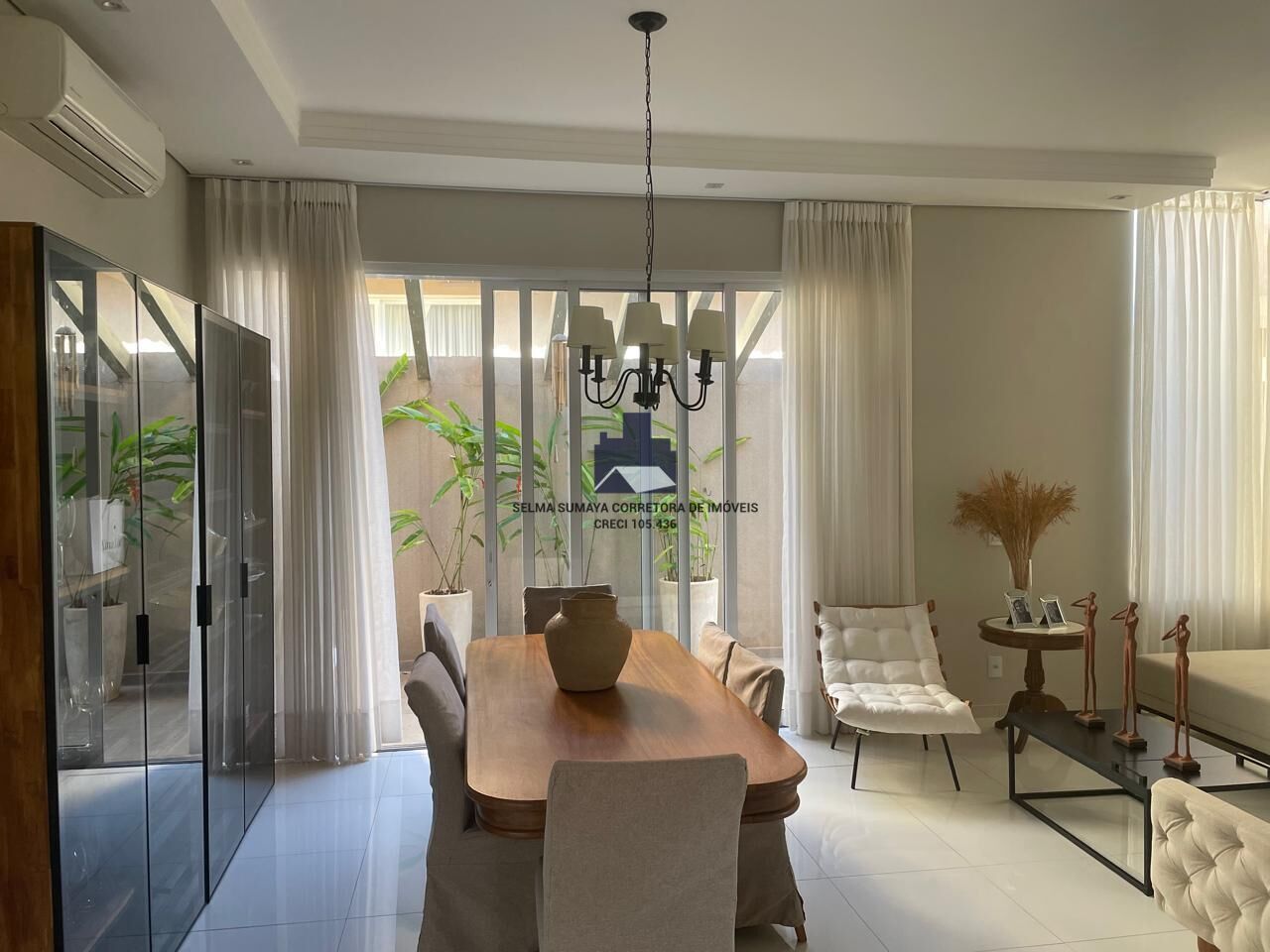 Casa de Condomínio com 3 quartos à venda, 240m² — foto 23 de 24
