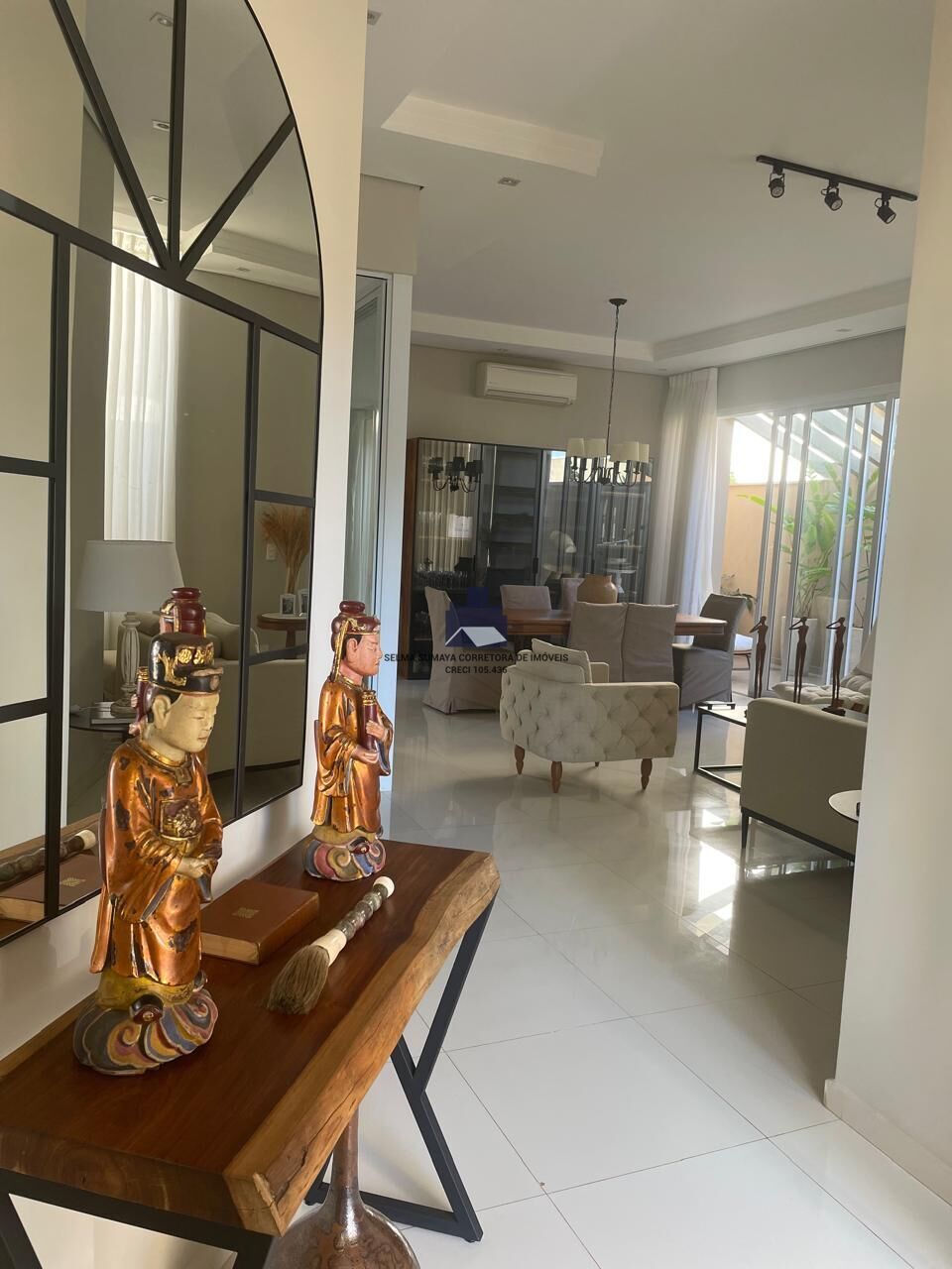 Casa de Condomínio com 3 quartos à venda, 240m² — foto 10 de 24