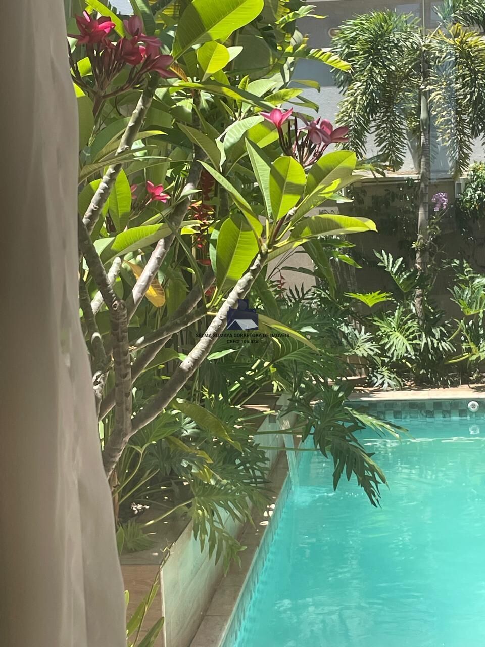Casa de Condomínio com 3 quartos à venda, 240m² — foto 22 de 24