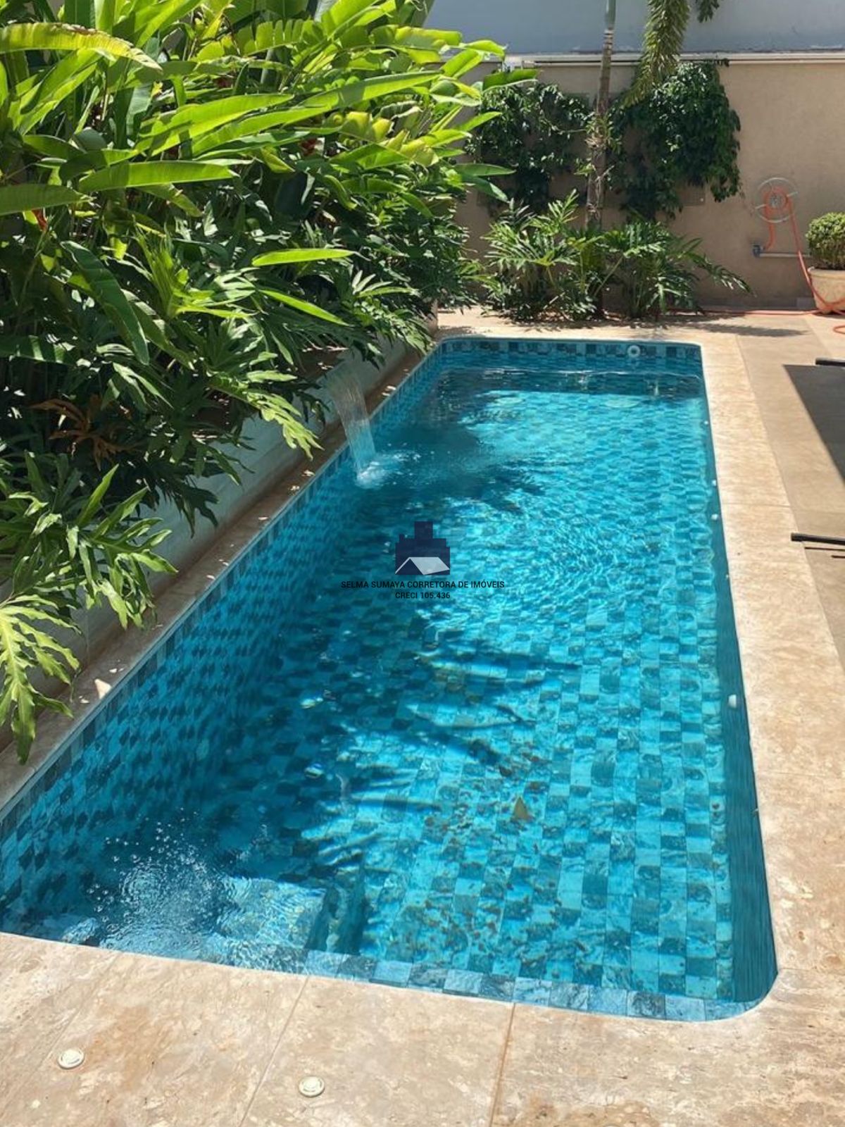 Casa de Condomínio com 3 quartos à venda, 240m² — foto 8 de 24