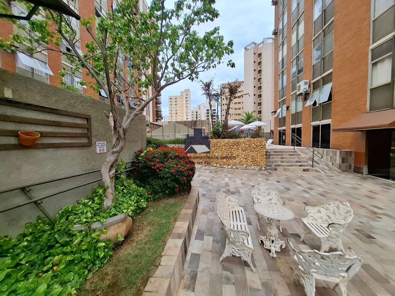 Apartamento com 2 quartos à venda, 85m² — foto 10 de 24