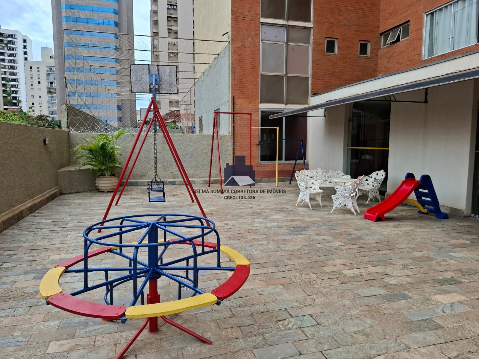 Apartamento com 2 quartos à venda, 85m² — foto 13 de 24