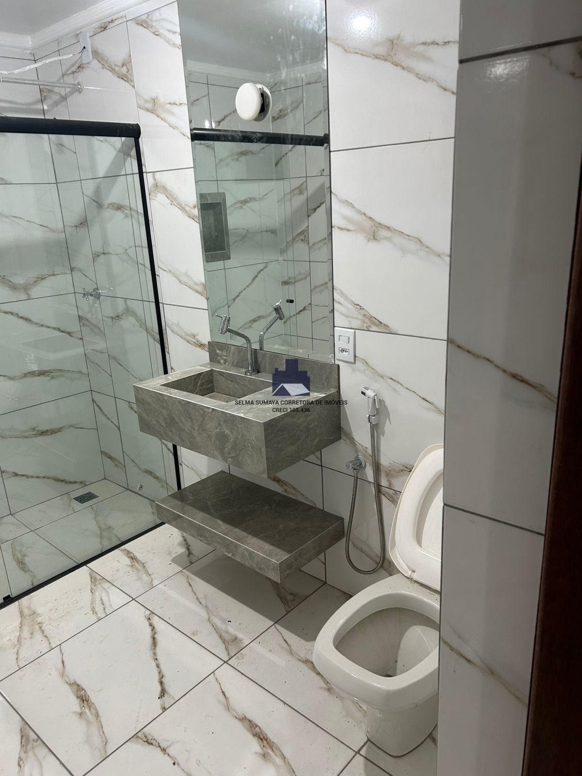 Casa com 4 quartos à venda, 210m² — foto 19 de 21