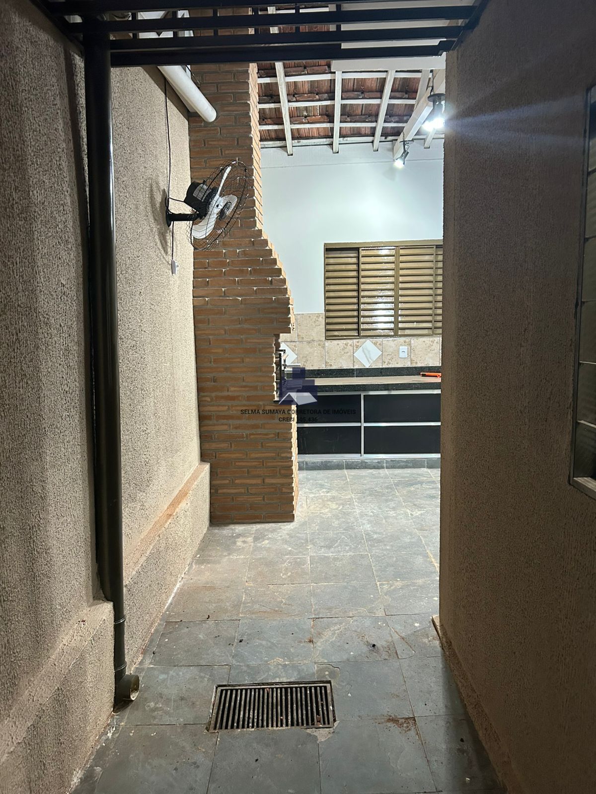 Casa com 4 quartos à venda, 210m² — foto 10 de 21