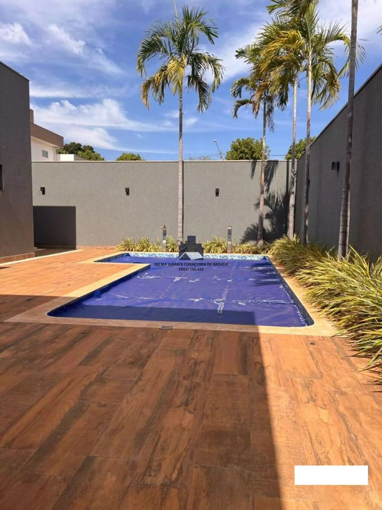 Casa de Condomínio com 4 quartos à venda, 415m² — foto 4 de 36