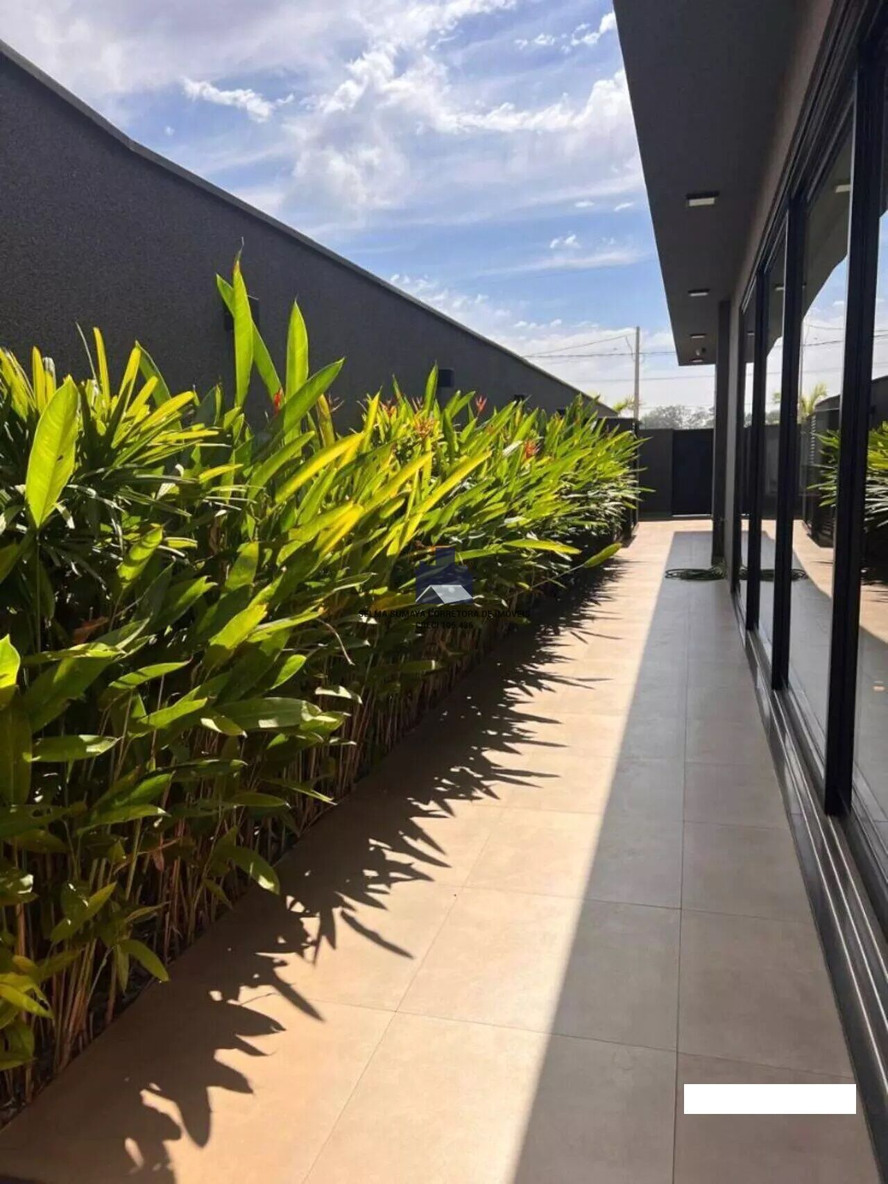 Casa de Condomínio com 4 quartos à venda, 415m² — foto 22 de 36