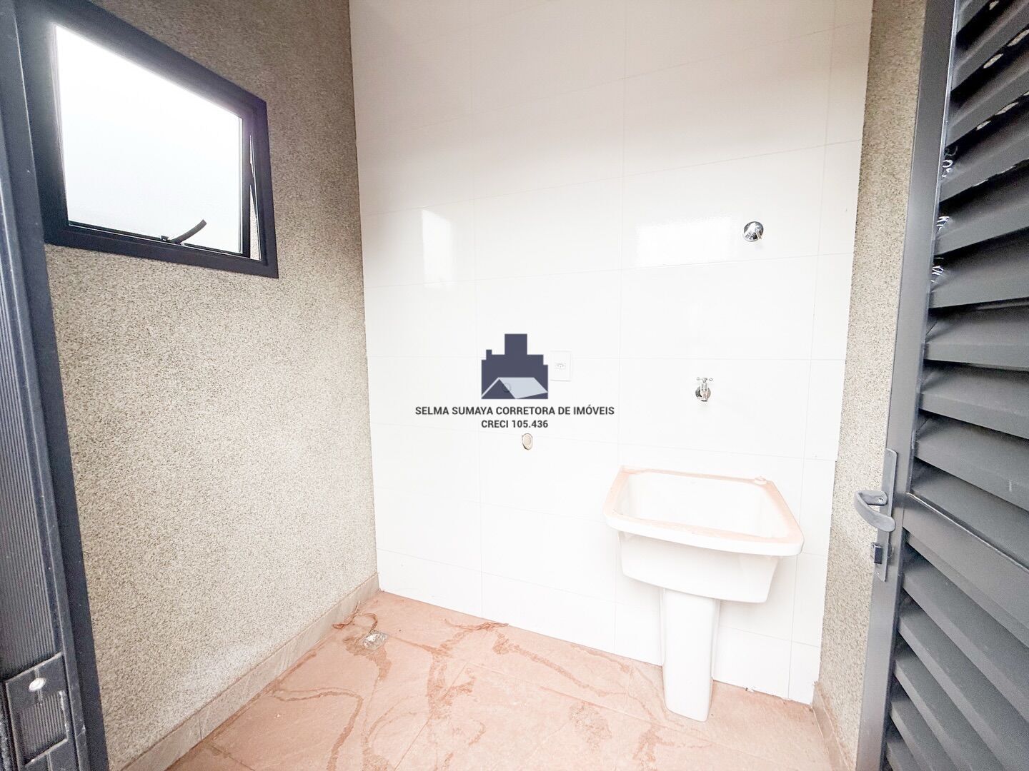 Casa de Condomínio com 3 quartos à venda, 155m² — foto 8 de 17
