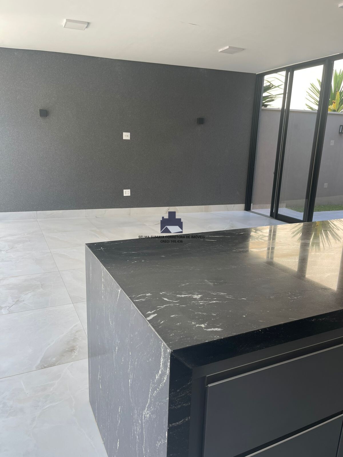 Casa de Condomínio com 3 quartos à venda, 270m² — foto 27 de 29