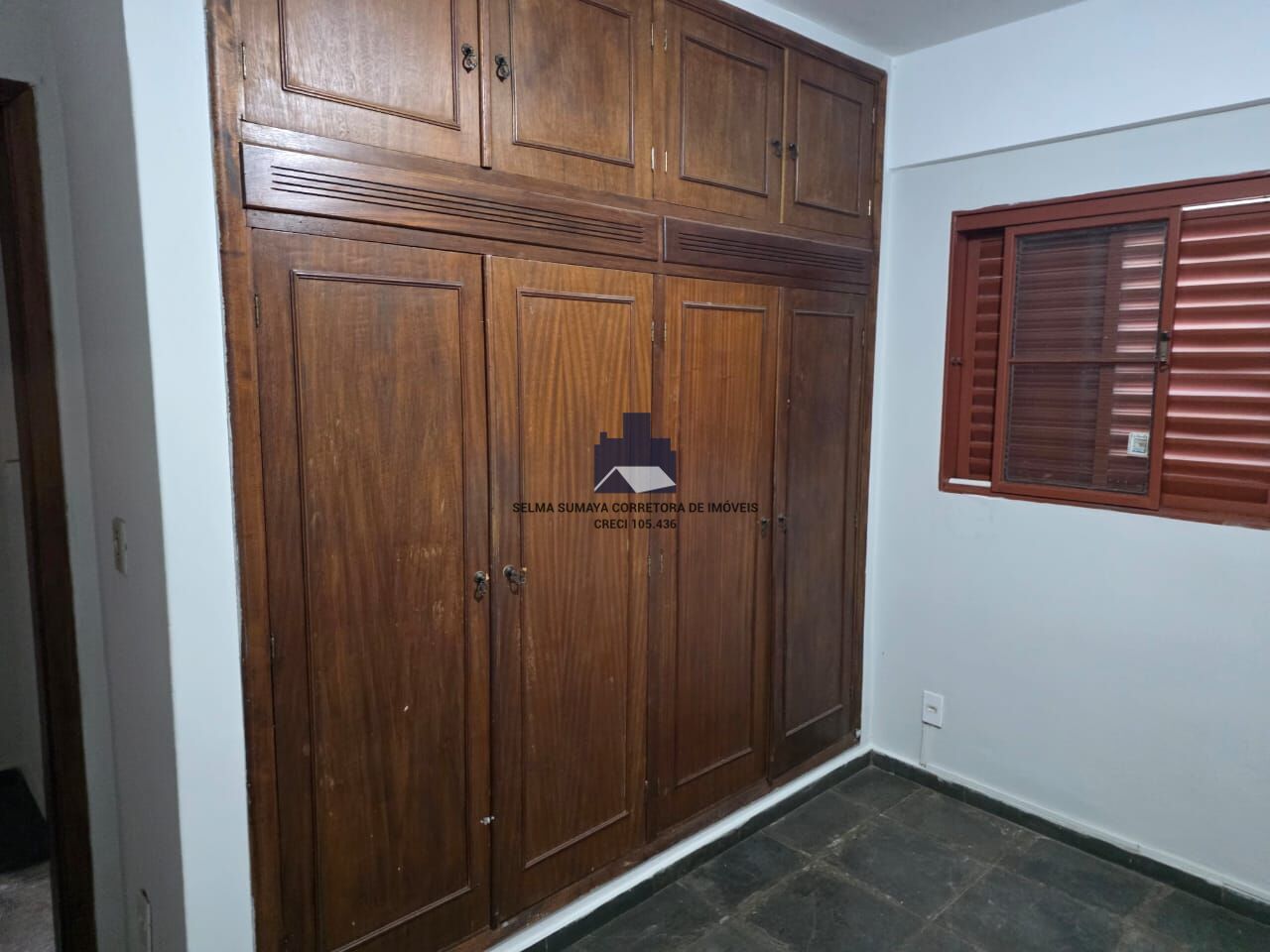 Apartamento com 2 quartos à venda, 75m² — foto 9 de 11