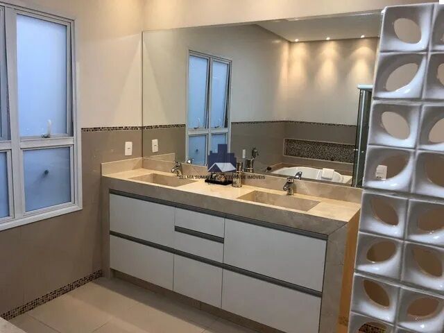 Casa de Condomínio com 3 quartos à venda, 250m² — foto 15 de 20