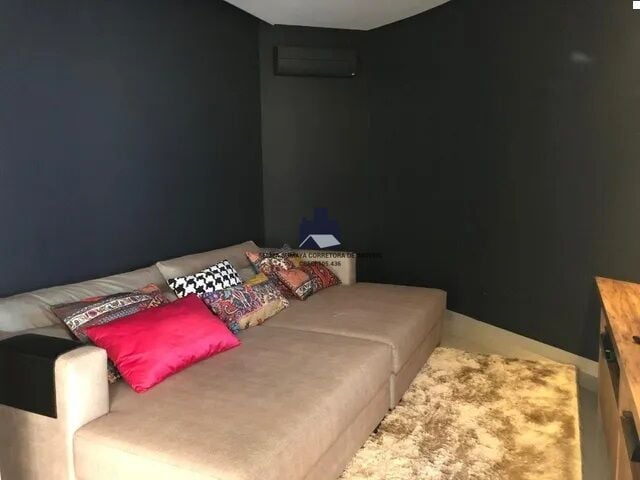 Casa de Condomínio com 3 quartos à venda, 250m² — foto 17 de 20