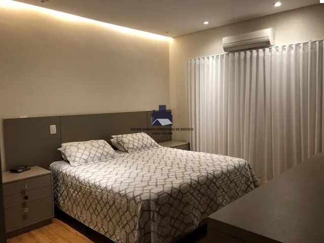 Casa de Condomínio com 3 quartos à venda, 250m² — foto 18 de 20