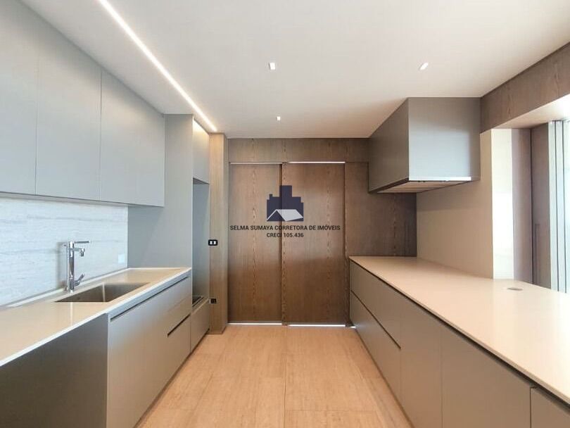 Apartamento com 3 quartos à venda, 256m² — foto 10 de 17