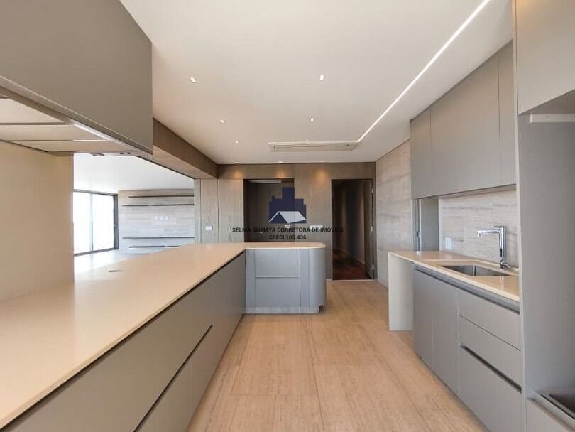 Apartamento com 3 quartos à venda, 256m² — foto 11 de 17