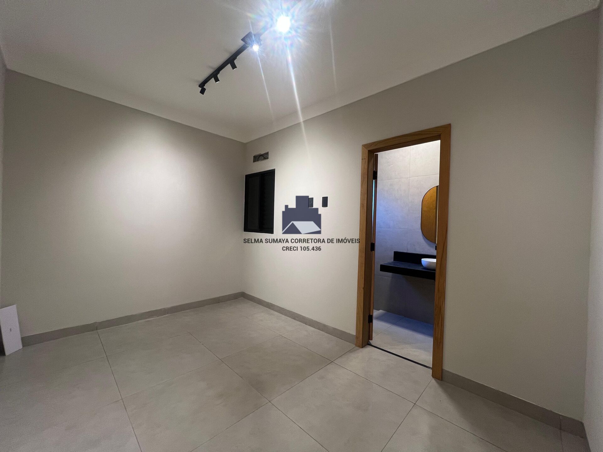 Casa de Condomínio com 3 quartos à venda, 150m² — foto 12 de 24
