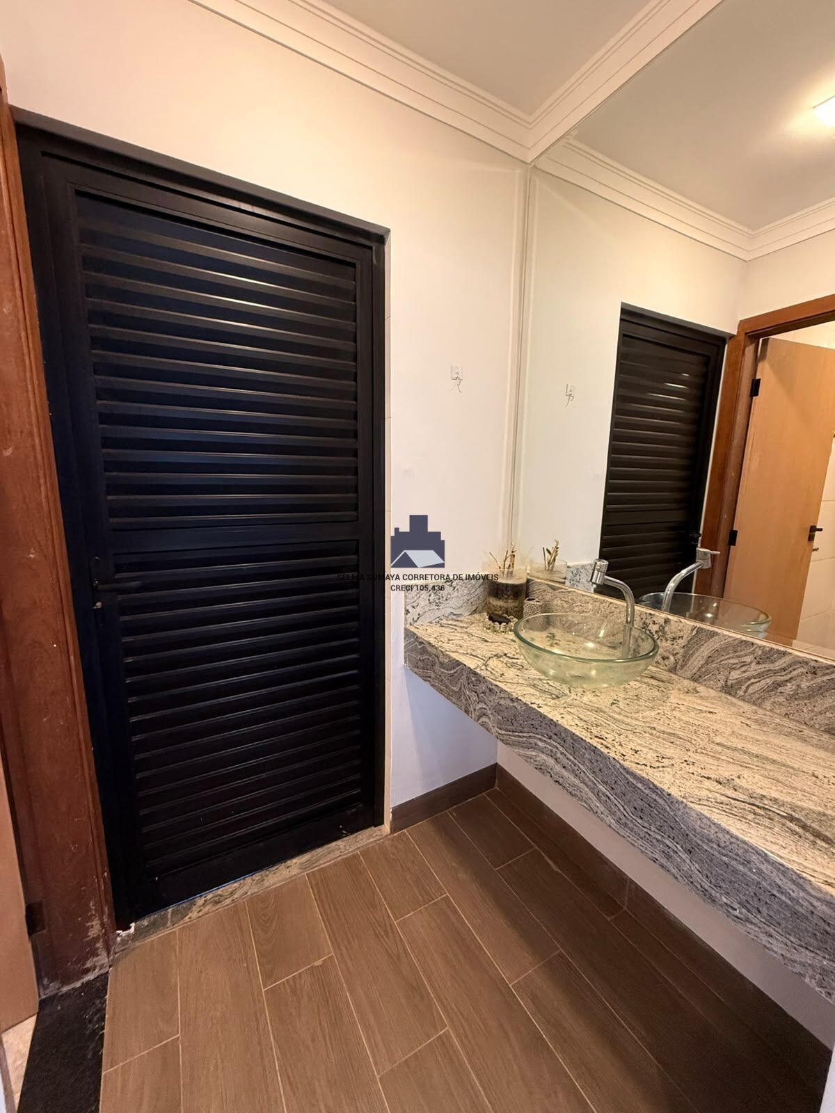 Casa de Condomínio com 4 quartos à venda, 380m² — foto 22 de 49
