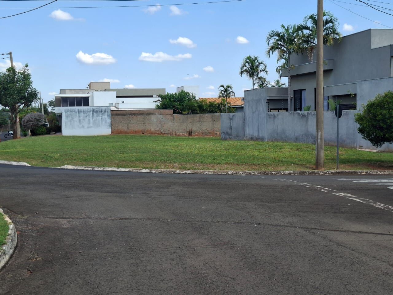 Terreno / Lote / Condomínio à venda, 615m² — foto 10 de 19