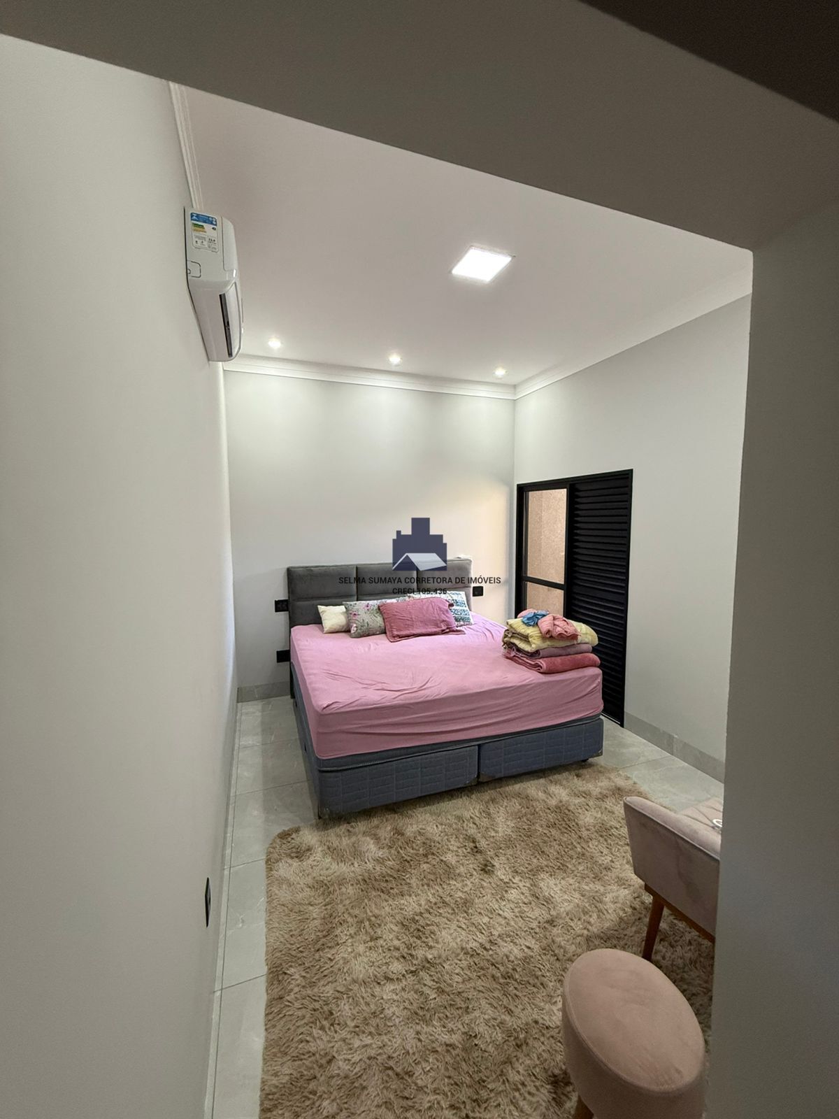Casa de Condomínio com 3 quartos à venda, 216m² — foto 15 de 27