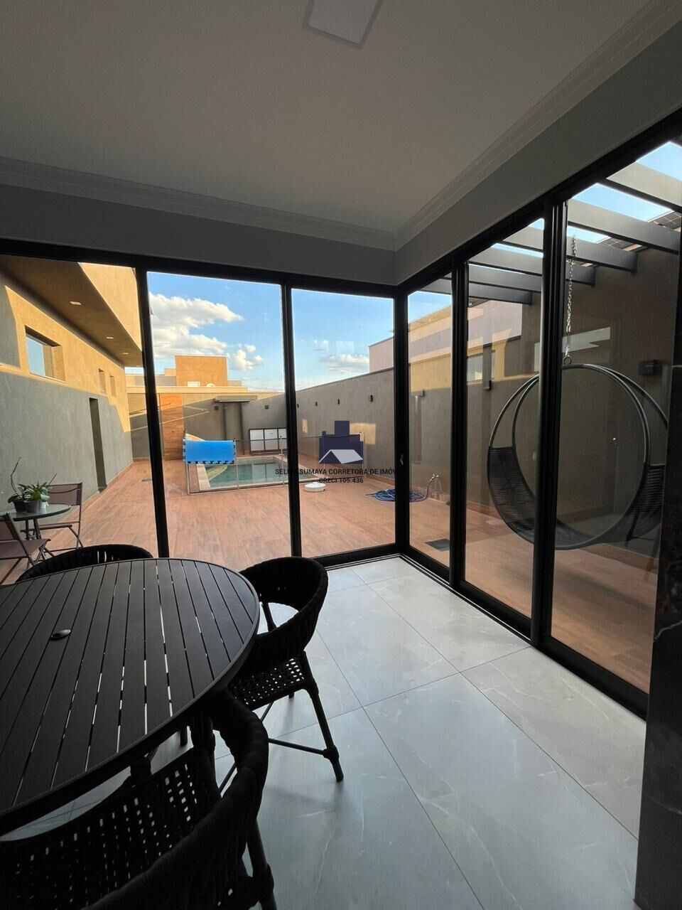Casa de Condomínio com 3 quartos à venda, 216m² — foto 26 de 27