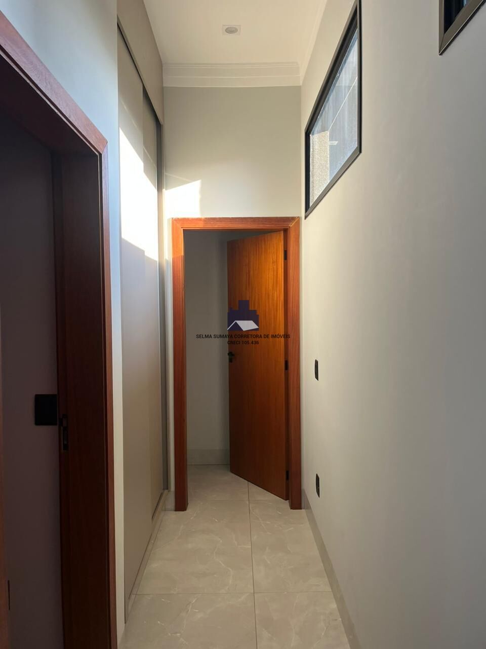 Casa de Condomínio com 3 quartos à venda, 216m² — foto 17 de 27