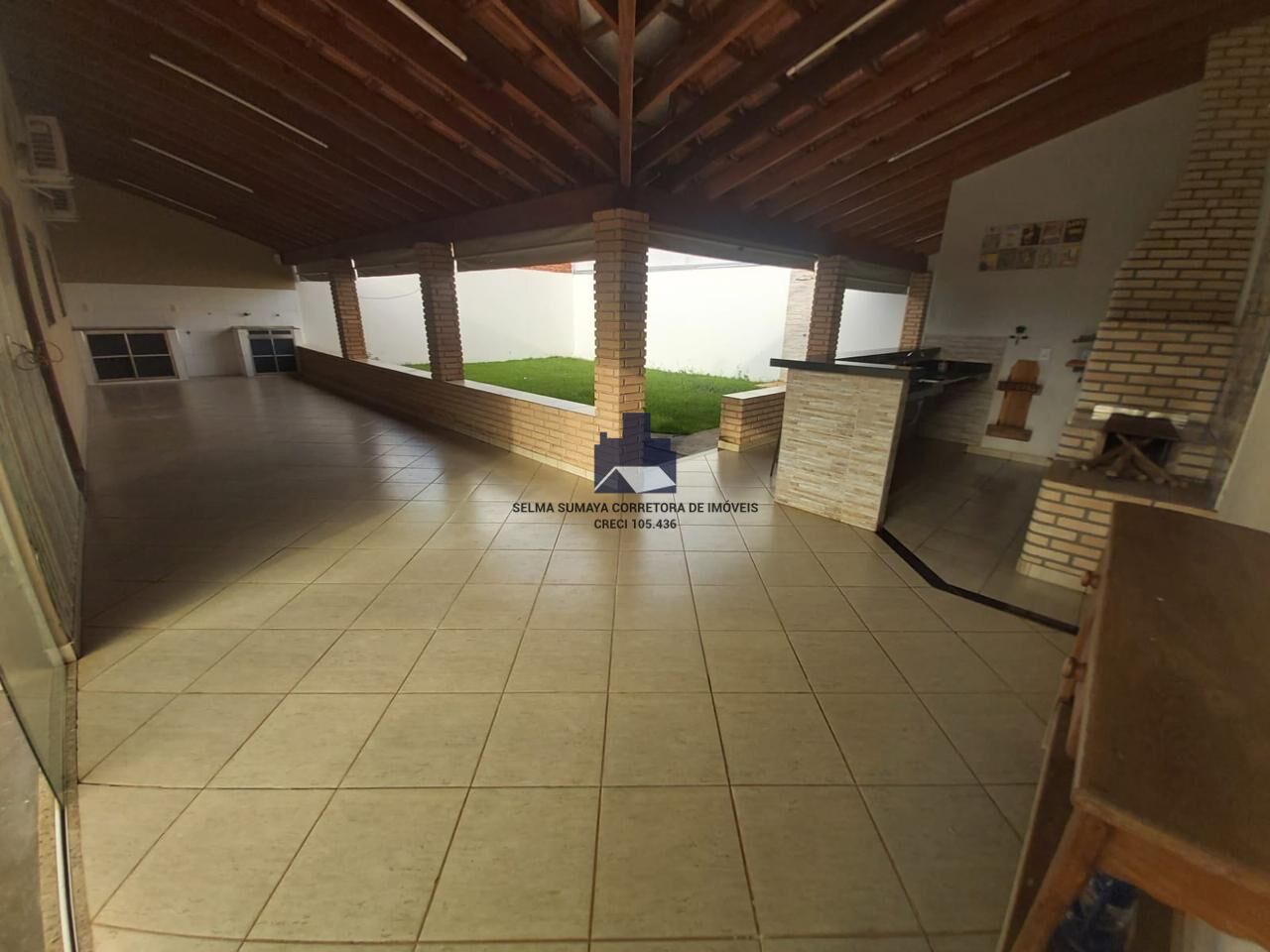 Casa com 3 quartos à venda, 230m² — foto 13 de 24