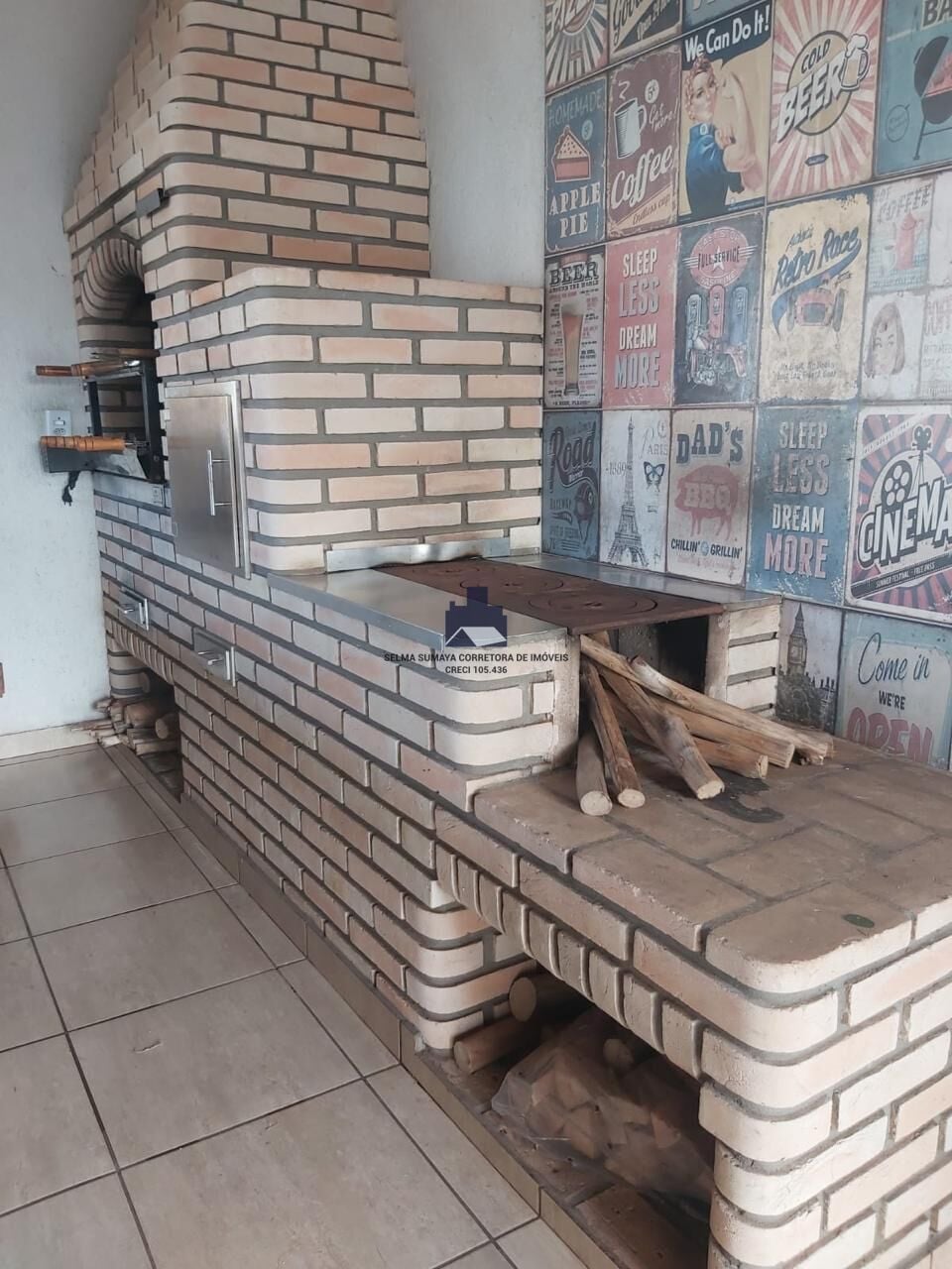 Casa com 3 quartos à venda, 230m² — foto 11 de 24