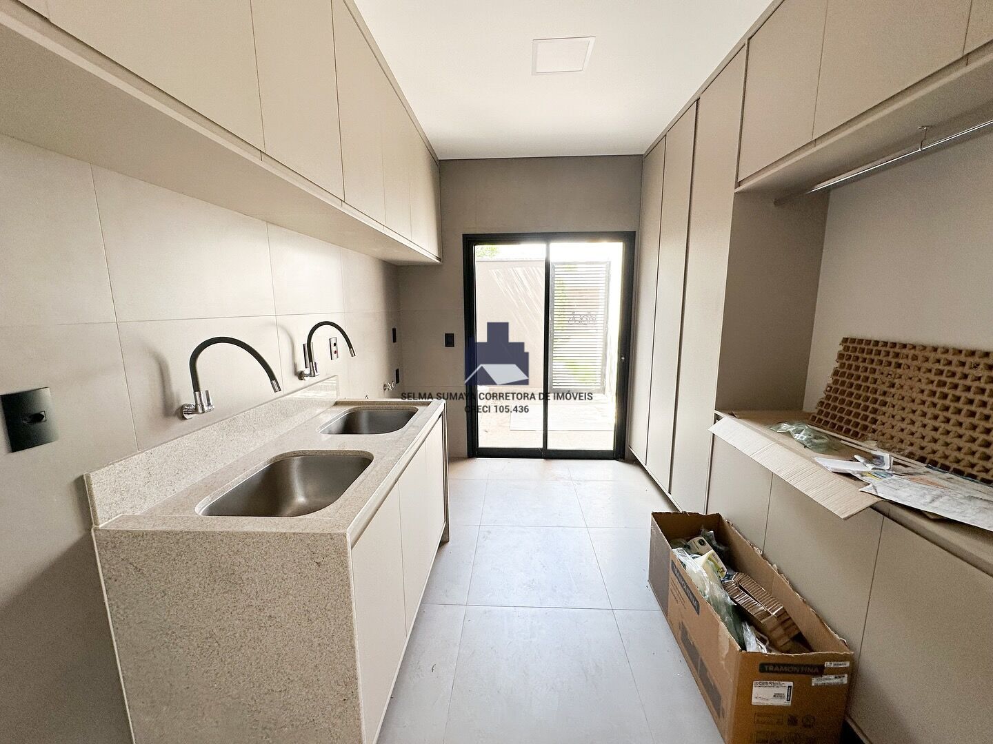 Casa de Condomínio com 4 quartos à venda, 270m² — foto 19 de 19