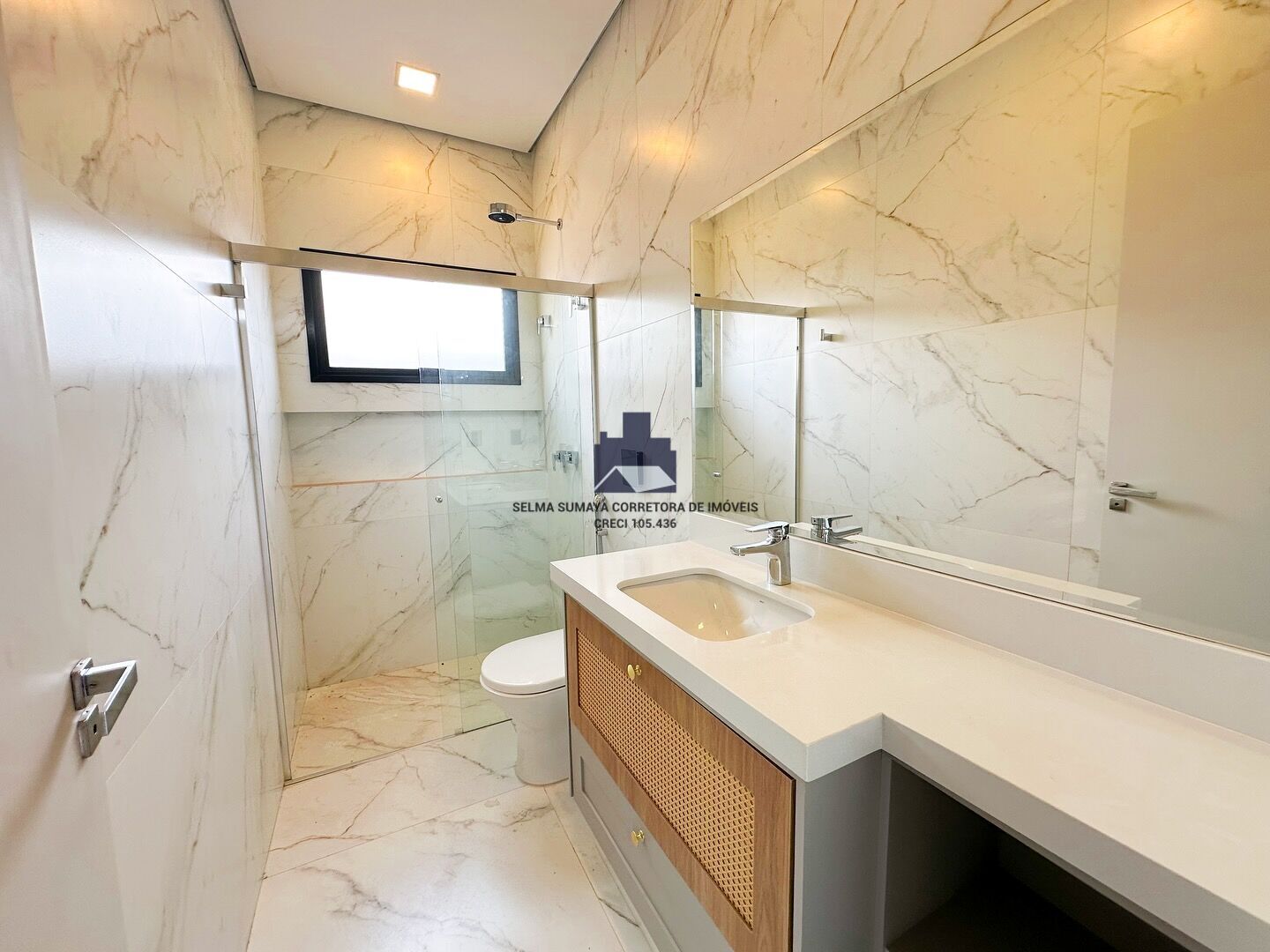 Casa de Condomínio com 4 quartos à venda, 270m² — foto 15 de 19
