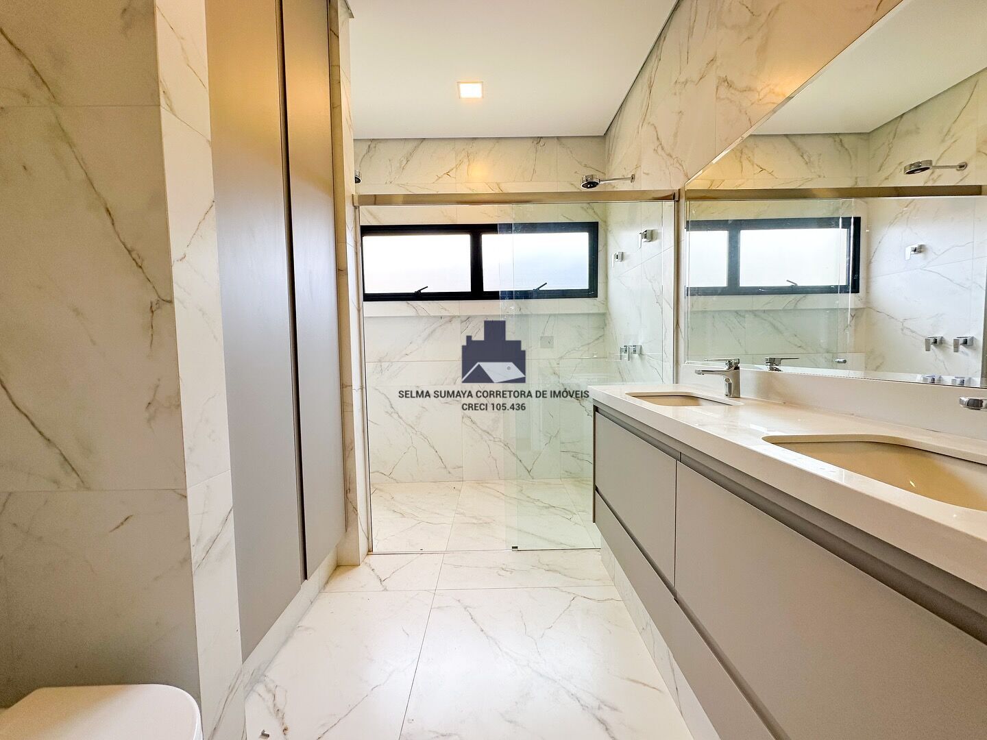 Casa de Condomínio com 4 quartos à venda, 270m² — foto 8 de 19