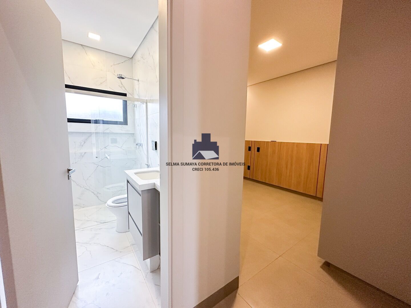 Casa de Condomínio com 4 quartos à venda, 270m² — foto 9 de 19