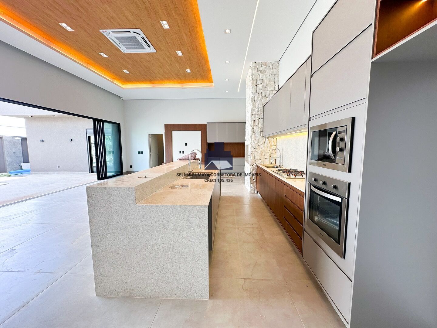 Casa de Condomínio com 4 quartos à venda, 270m² — foto 12 de 19