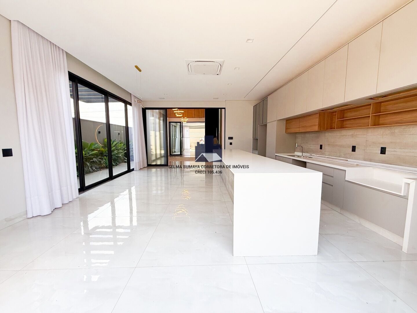Casa de Condomínio com 3 quartos à venda, 267m² — foto 11 de 20