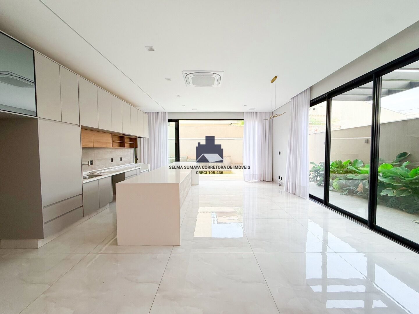 Casa de Condomínio com 3 quartos à venda, 267m² — foto 4 de 20