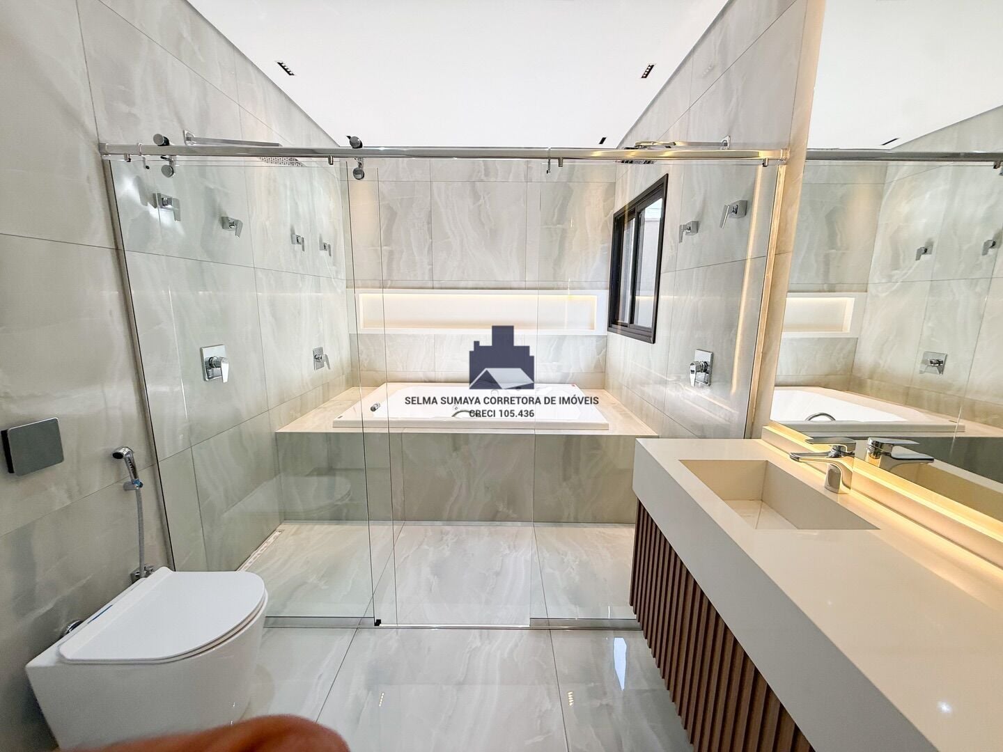 Casa de Condomínio com 3 quartos à venda, 267m² — foto 17 de 20