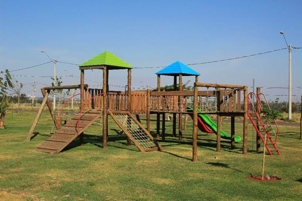 Terreno / Lote / Condomínio à venda, 275m² — foto 11 de 17