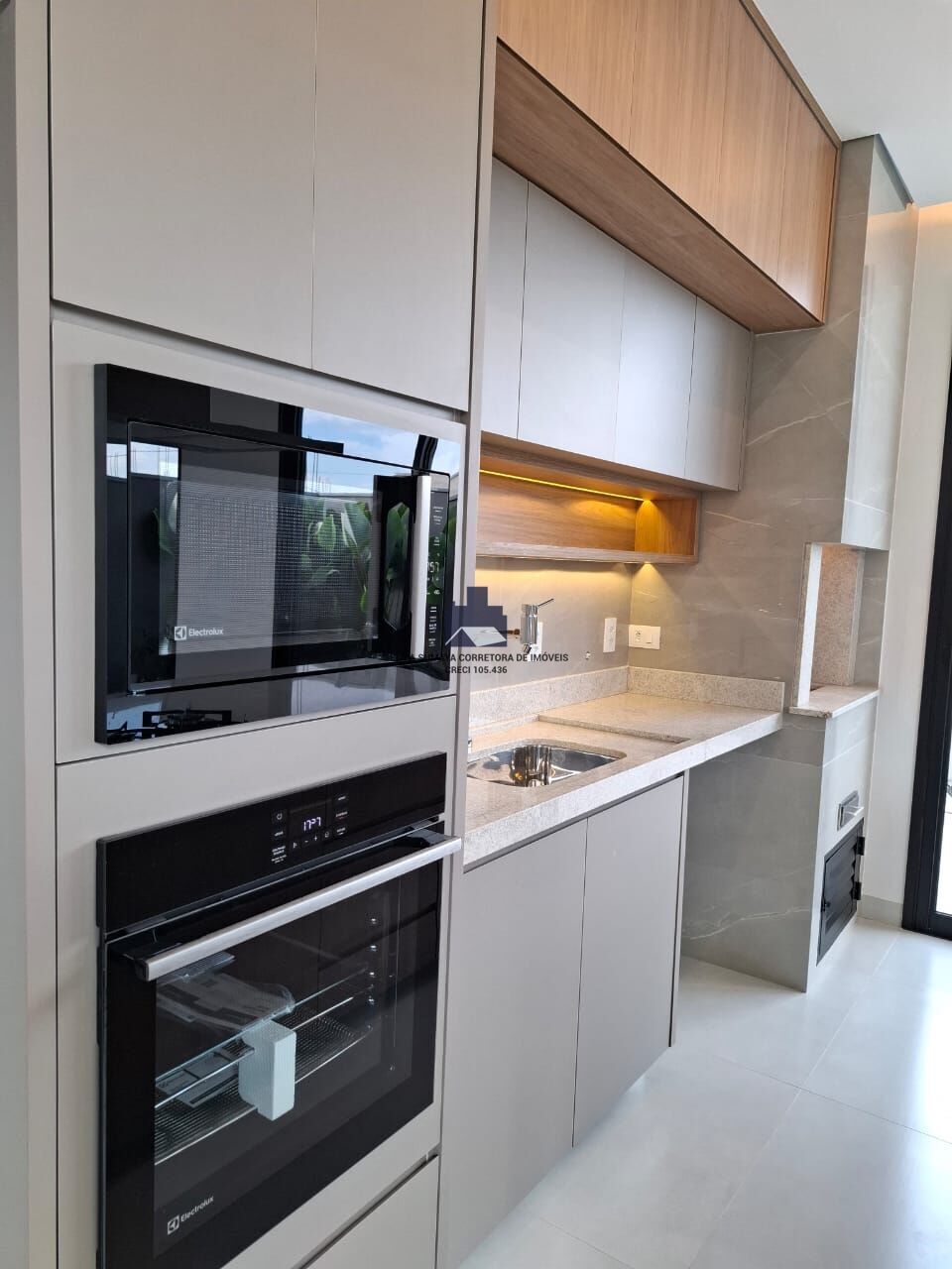 Casa de Condomínio com 3 quartos à venda, 169m² — foto 13 de 30