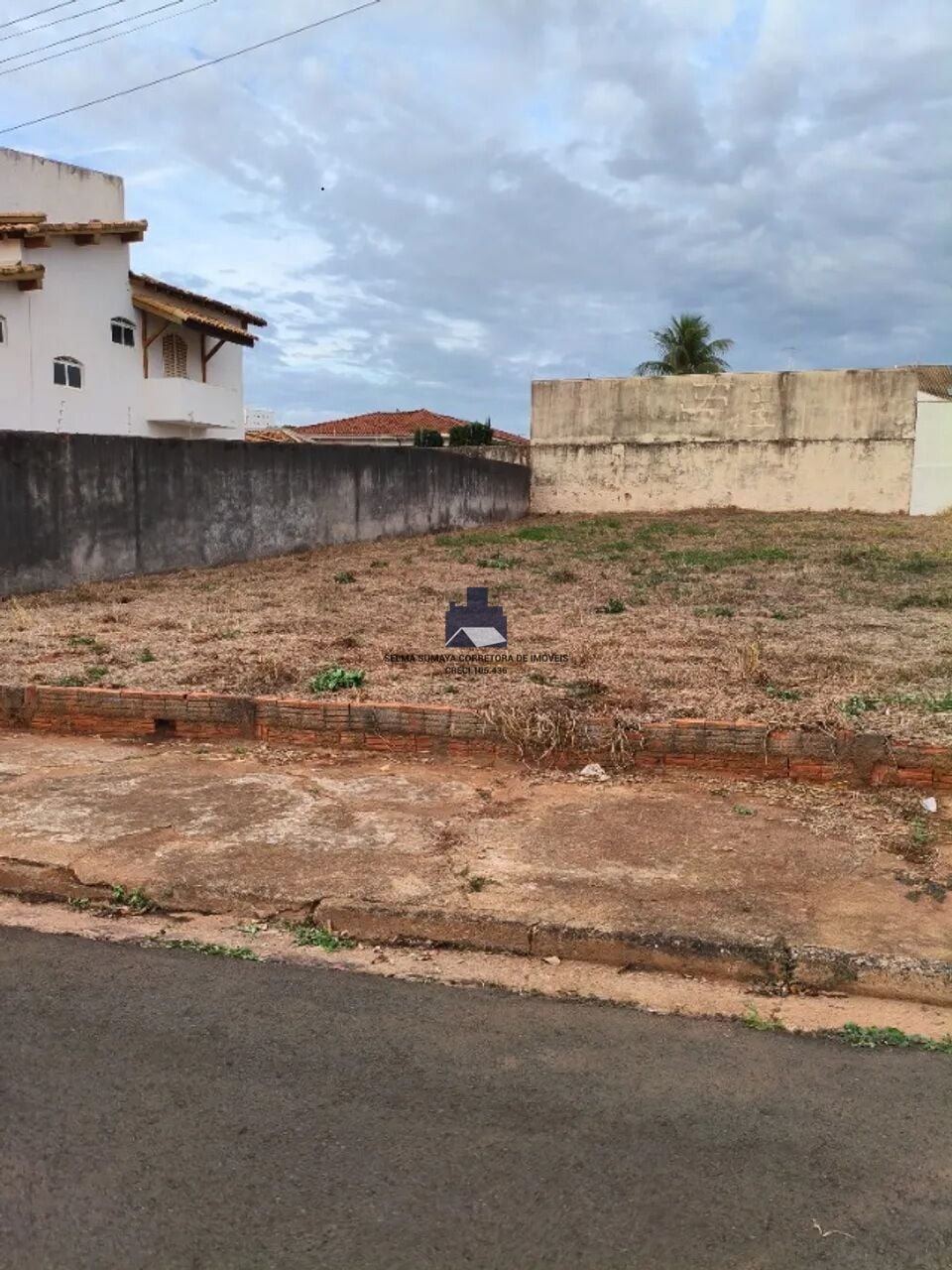 Terreno / Lote / Condomínio à venda, 672m² — foto 4 de 6