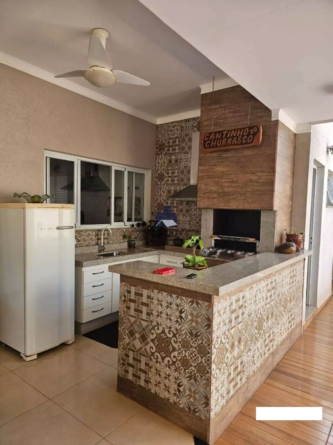 Casa de Condomínio com 4 quartos à venda, 300m² — foto 18 de 33